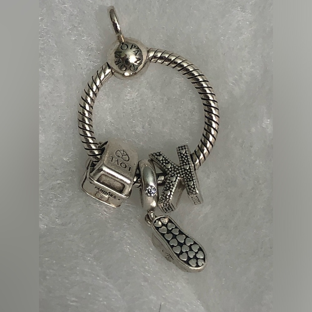Authentic Pandora Sterling Silver  Pendant charm 3 - Picture 5 of 9
